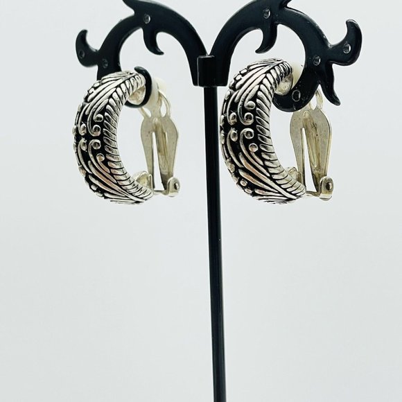 Chunky Oxidized Hoop Earrings Silver Tone Clip On Classic Career Cosplay LARP - Picture 5 of 10